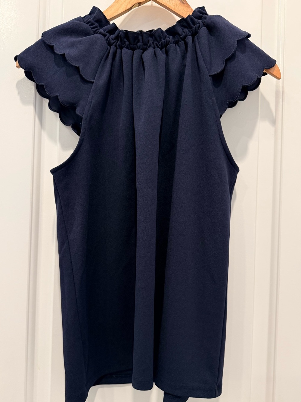 Ann Taylor Navy Scalloped Sleeve Sleeveless Blouse